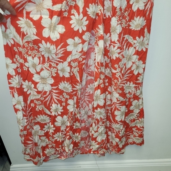 Band of Gypsies Lana Red and White Floral Button Ruffle Maxi Dress Size S - Picture 5 of 14